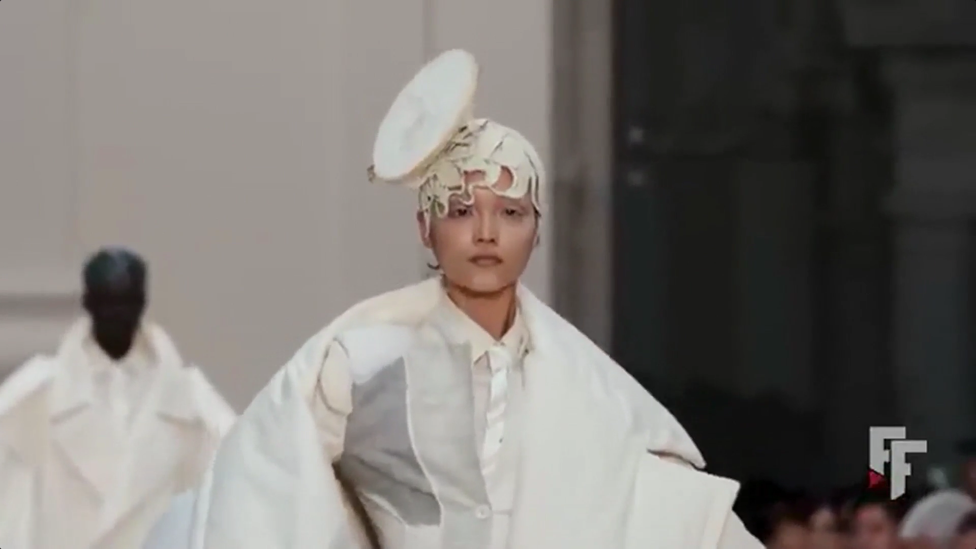 El lujo silencioso en el mundo del diseño de modas y calzado